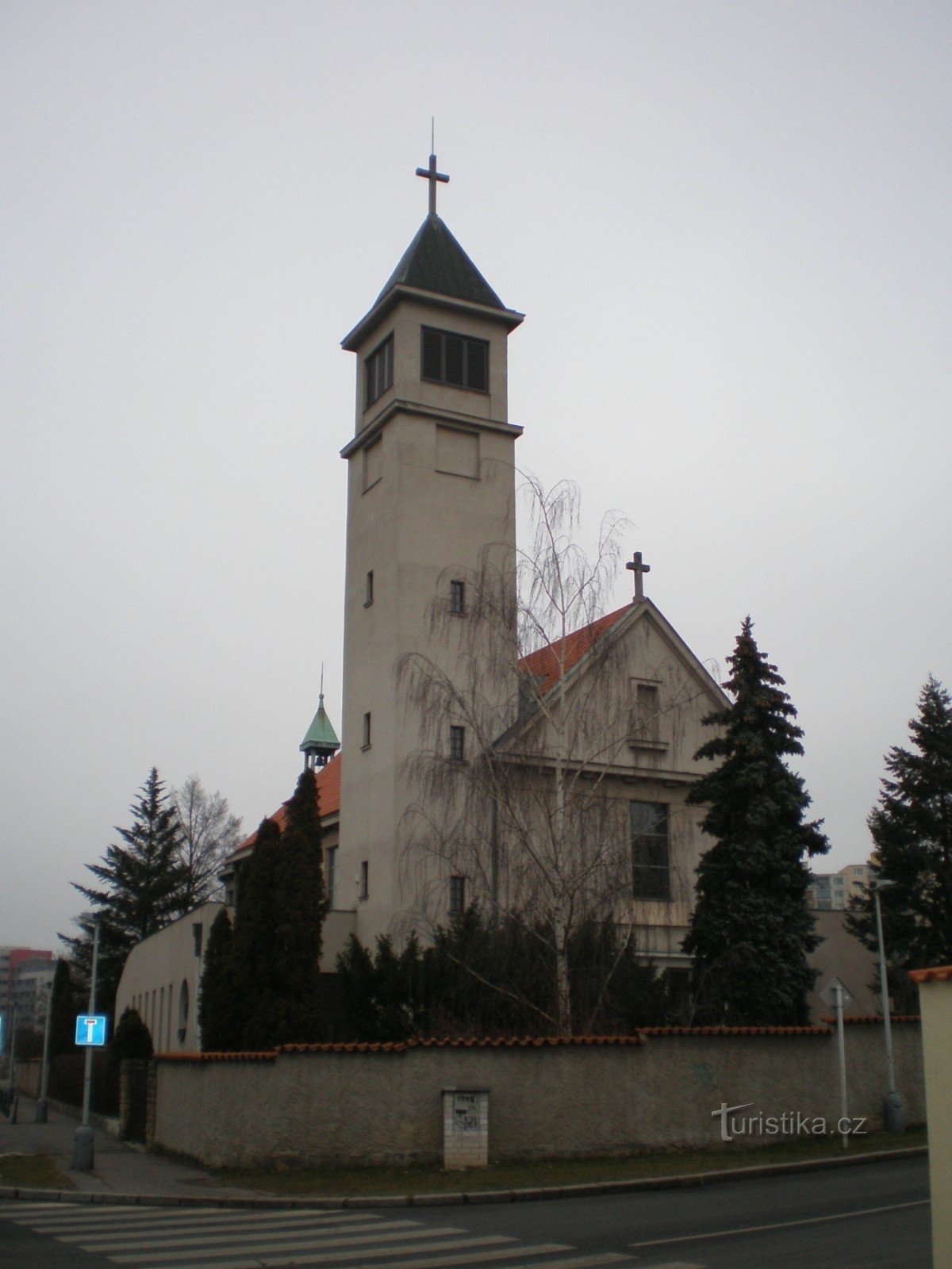 Lhotka - Kościół Najświętszej Marii Panny Królowej Pokoju