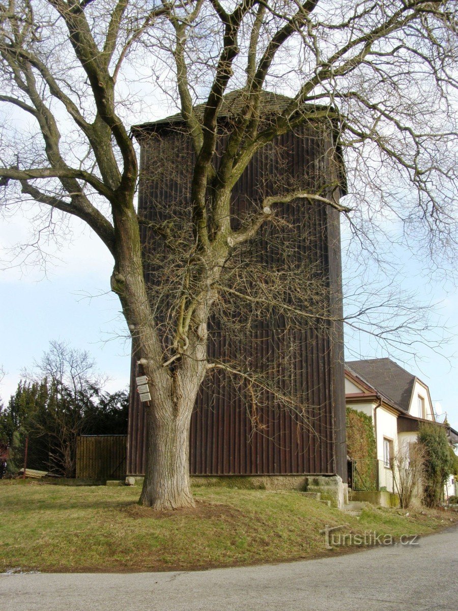 Libčany - hölzerner Glockenturm