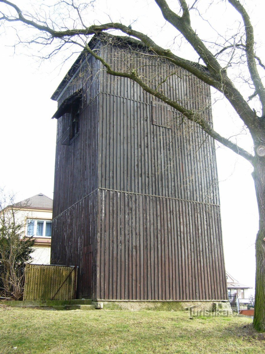 Libčany - hölzerner Glockenturm