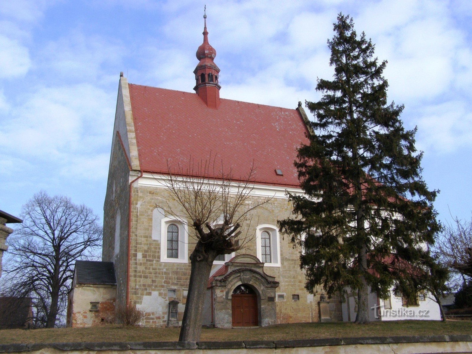 Libčany - Kirche der Himmelfahrt der Jungfrau Maria