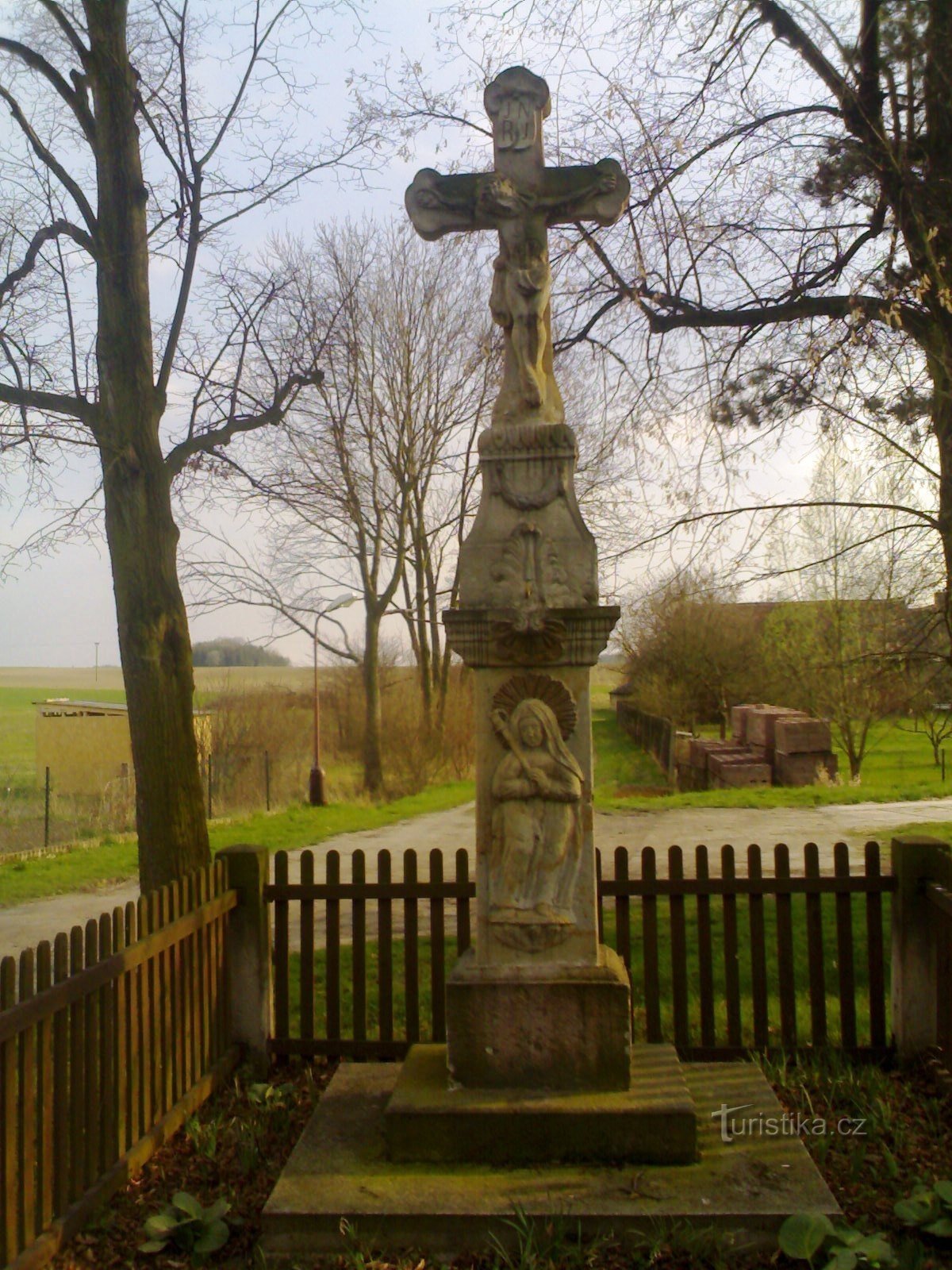 Librantice - Korsfästelsemonument