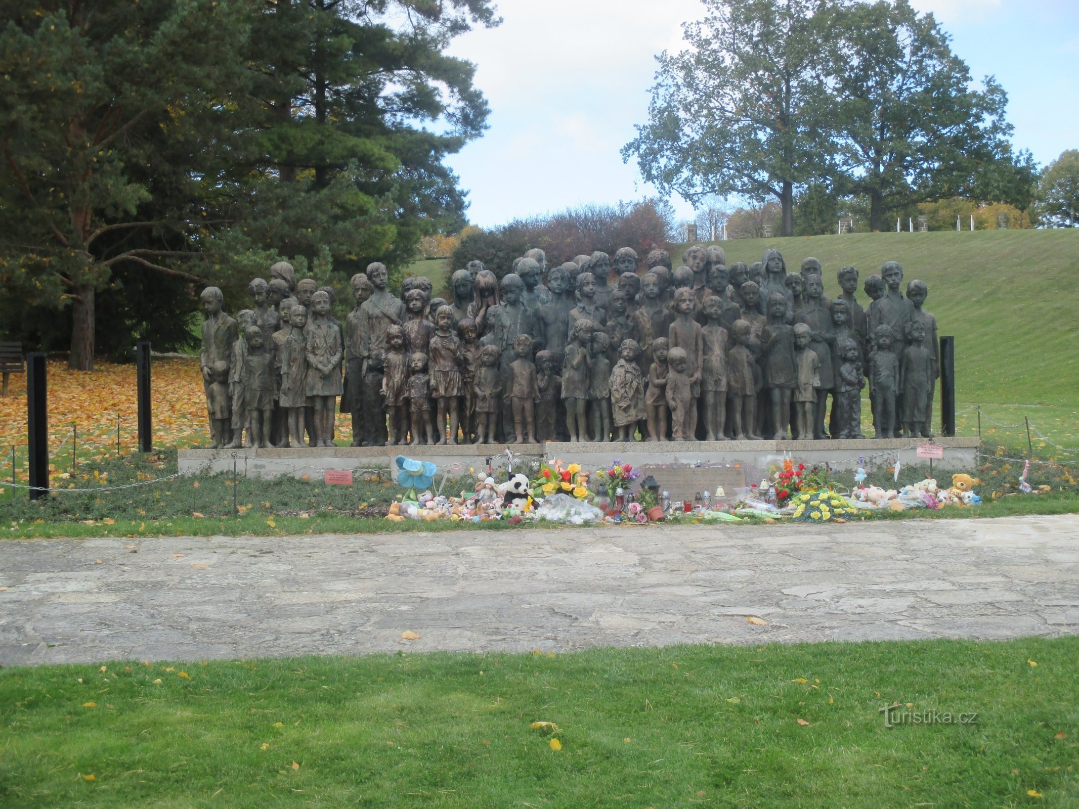 Lidice - Pomník dětským obětem války