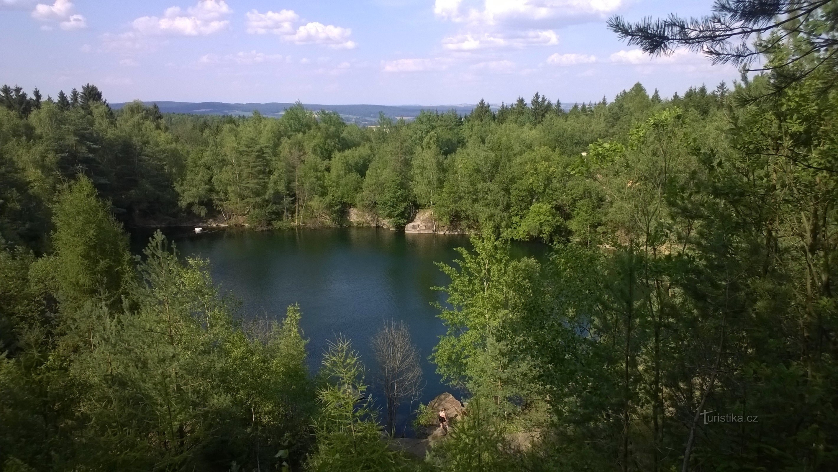 Lipnické lomy: un hermoso lugar para nadar en verano.