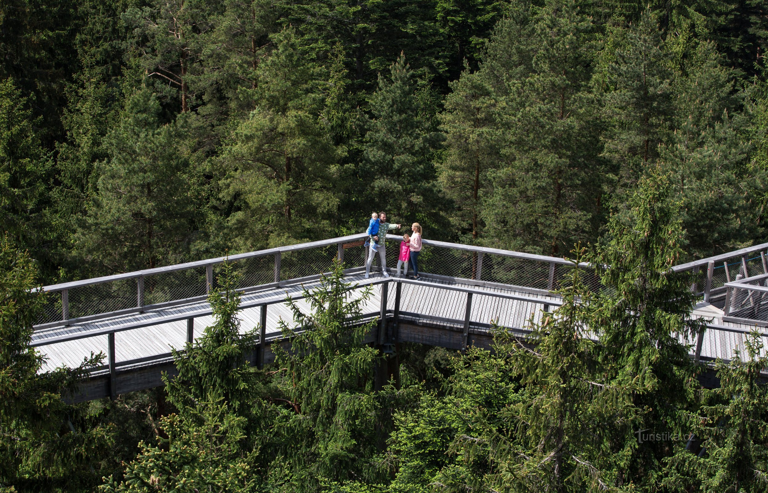 LIPNO BEREITET EINEN NEUEN TRAIL VOR