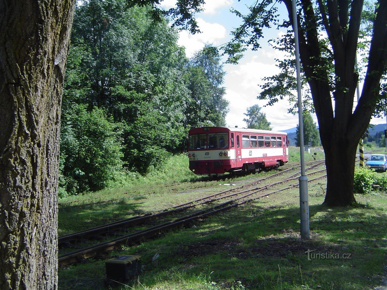 Lipová Lázně - estação ferroviária de Jeskyně