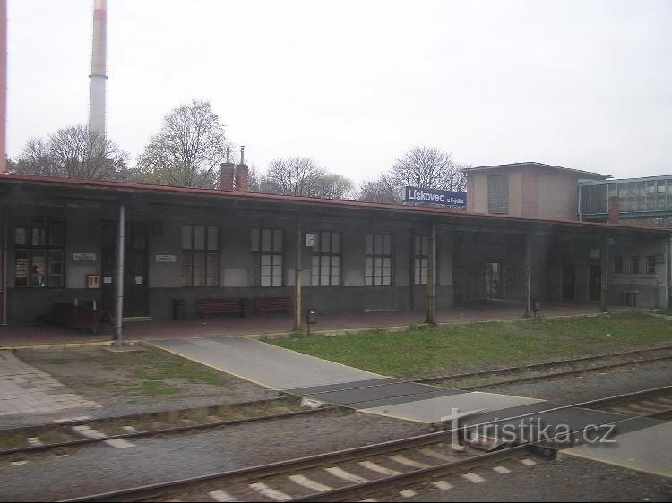 Lískovec – ČD-Bahnhof: Lískovec – ČD-Bahnhof