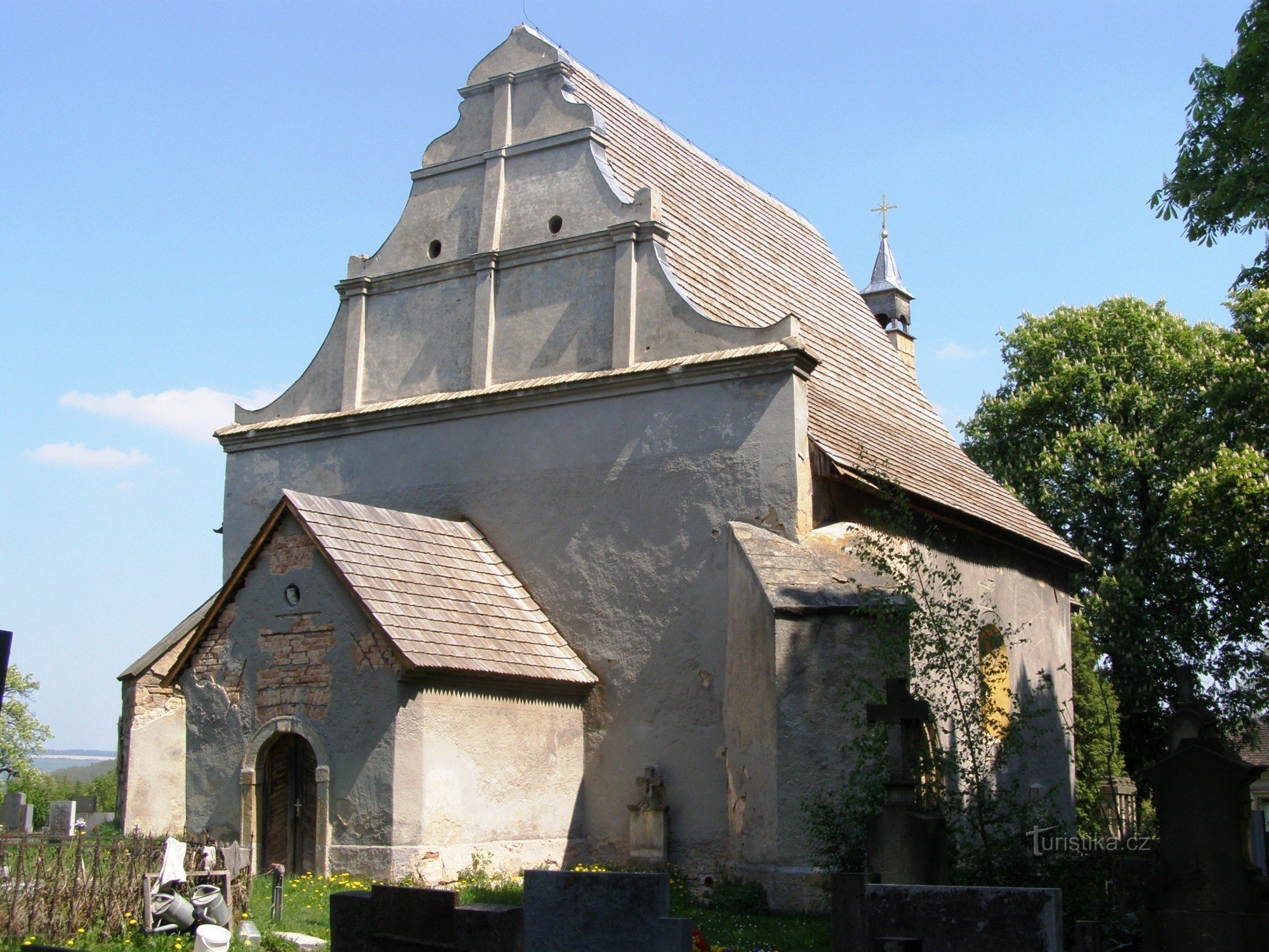 Lískovice - iglesia de St. Nicolás