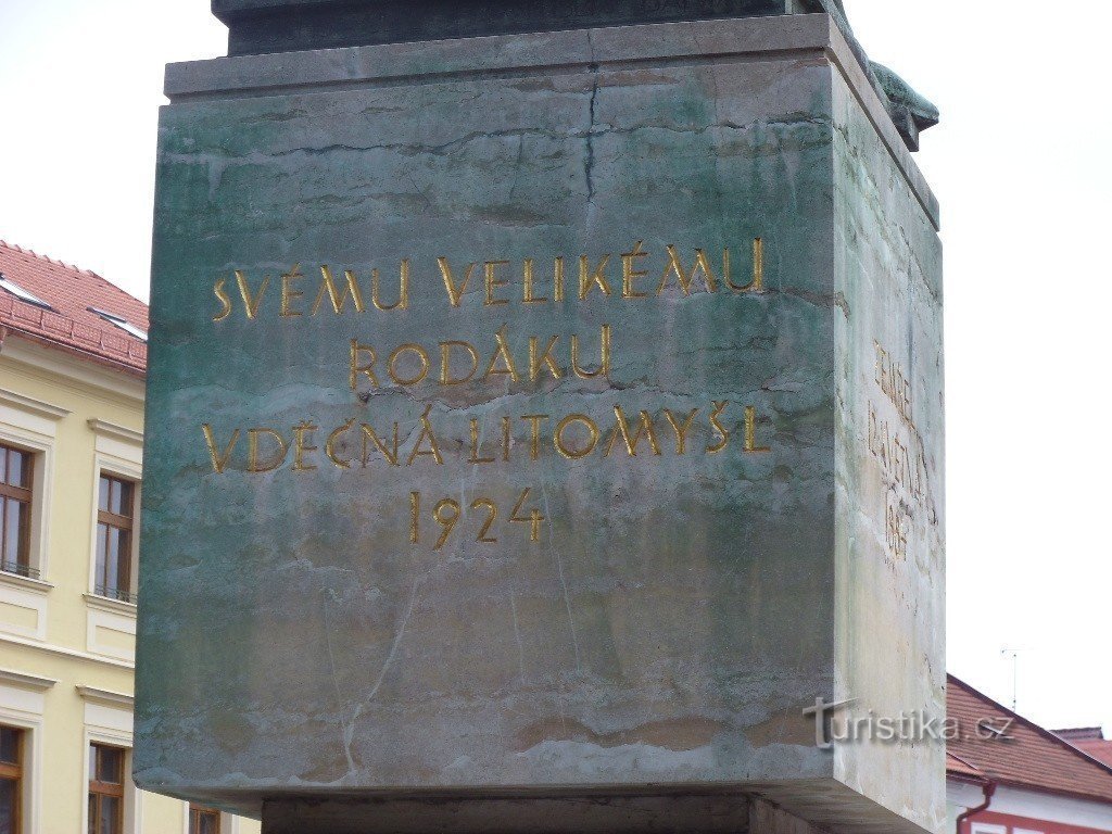 Litomyšl - monument voor Bedřich Smetana