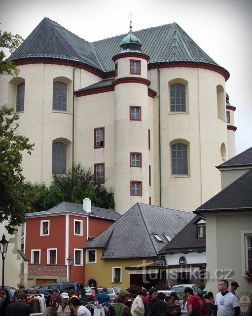 Litomyšl Kerk van de Vinding van het Heilige Kruis