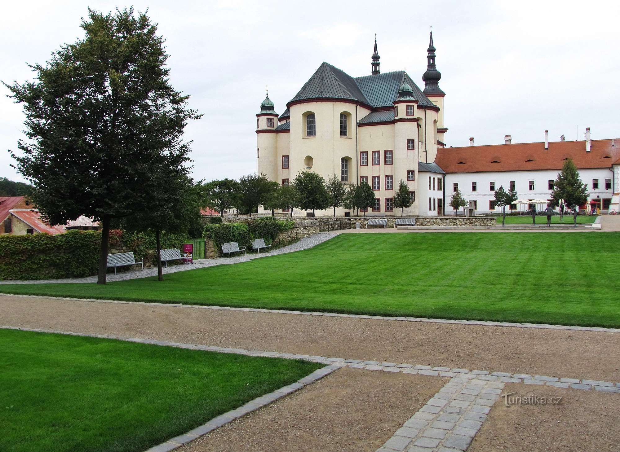 Litomyšl Kirche der Auffindung des Heiligen Kreuzes