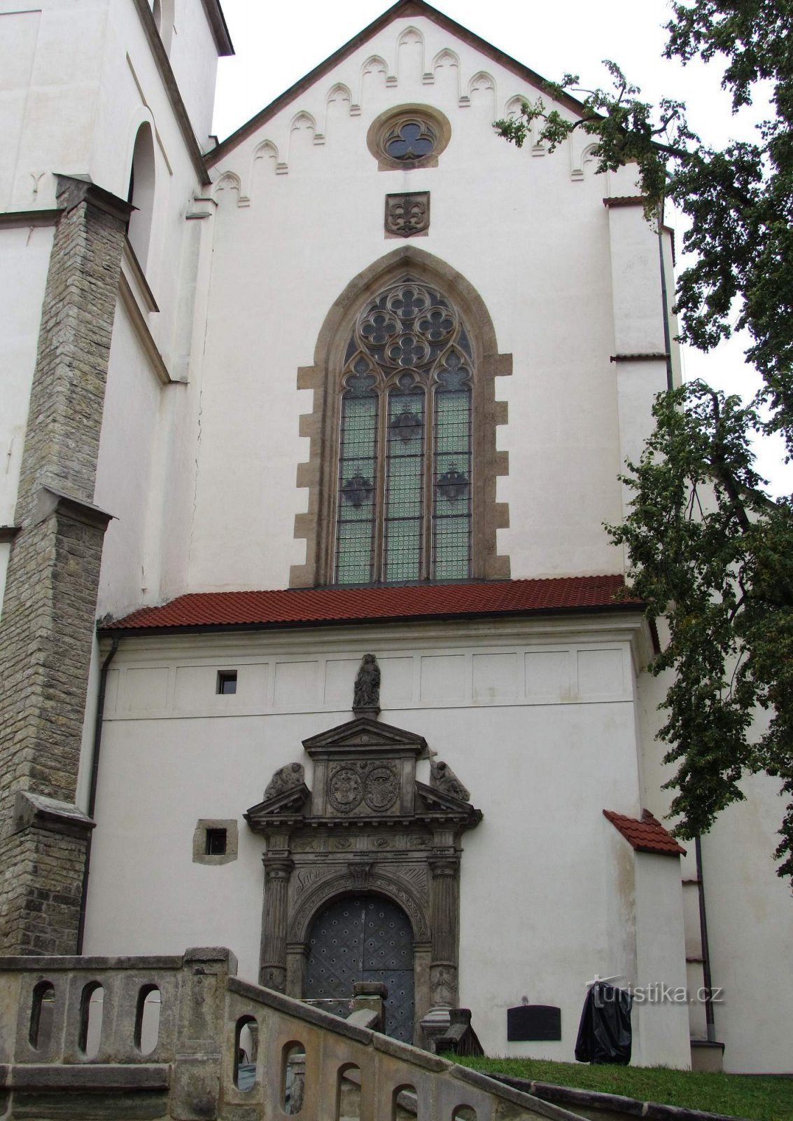 Litomyšl Iglesia de la Exaltación de la Santa Cruz