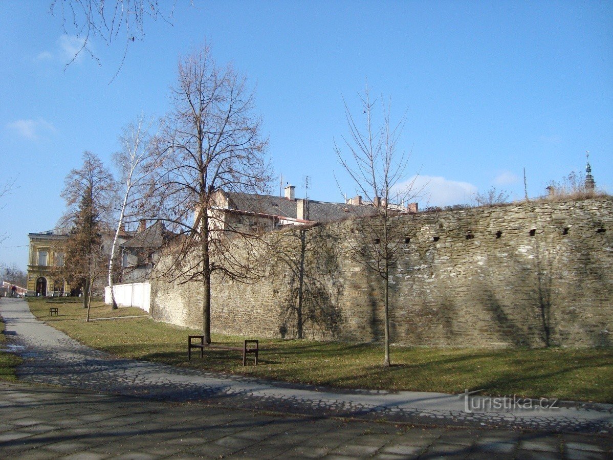 Litovel-Murallas cerca del Parque Míru-Foto: Ulrych Mir.