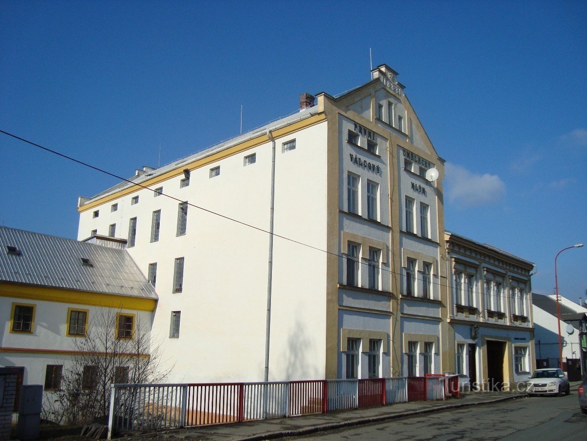 Litovel-Palackého ulice-První umělecký válcový mlýn-Foto:Ulrych Mir.