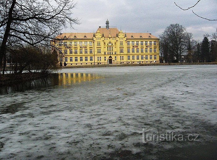 Litovelské gymnázium