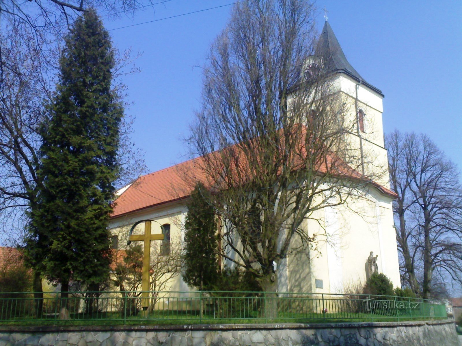 Lochenice – Église de la Nativité de la Vierge Marie