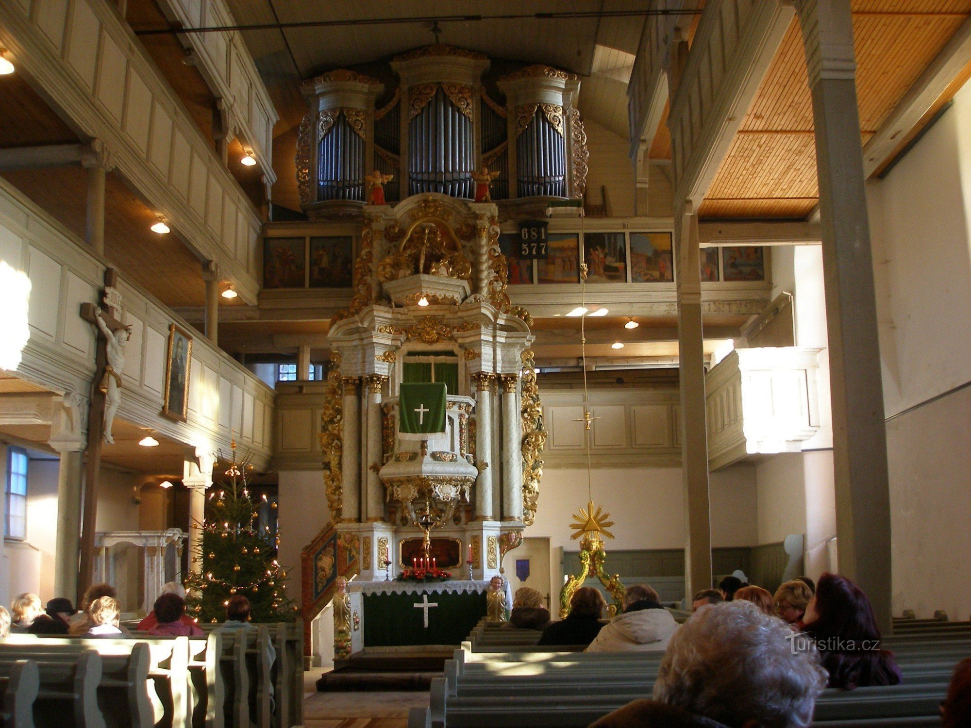 kirkon nave