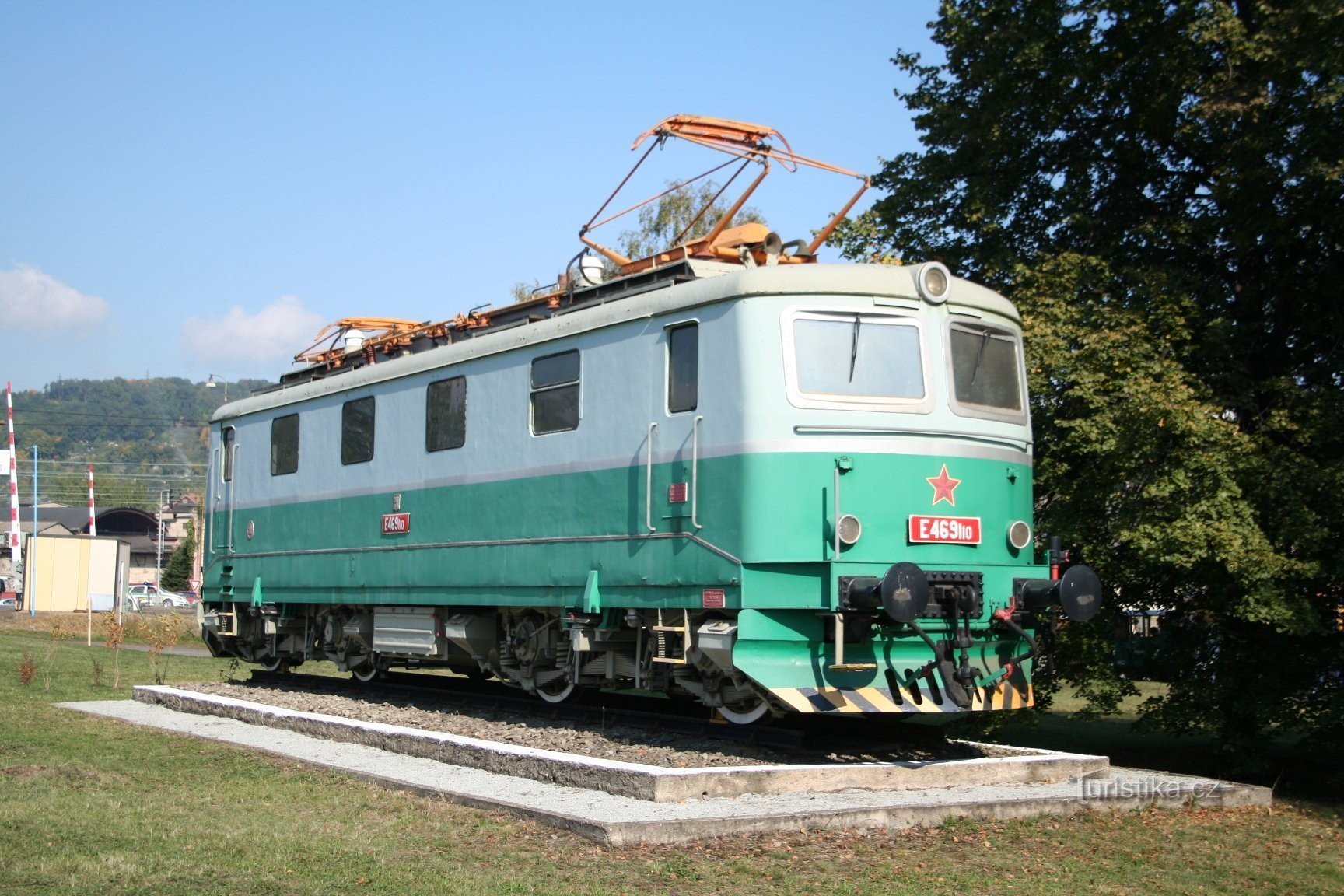 Monumento locomotiva - E 469.110