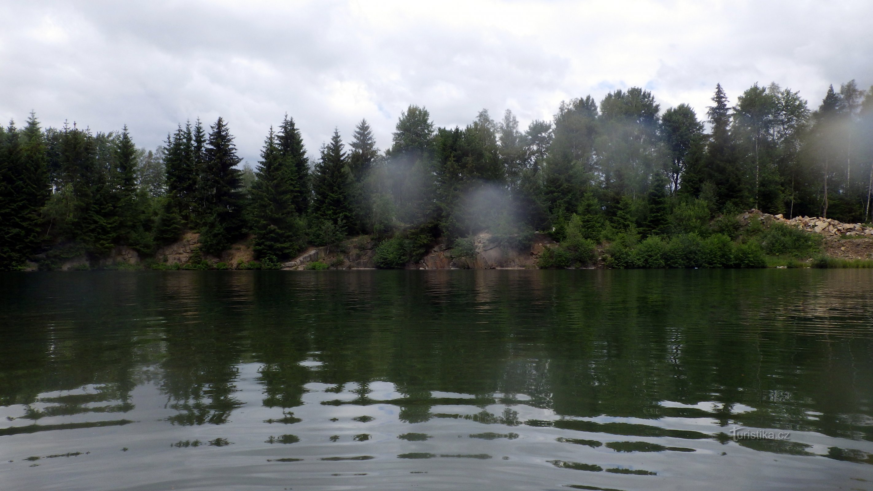 Srní Quarry