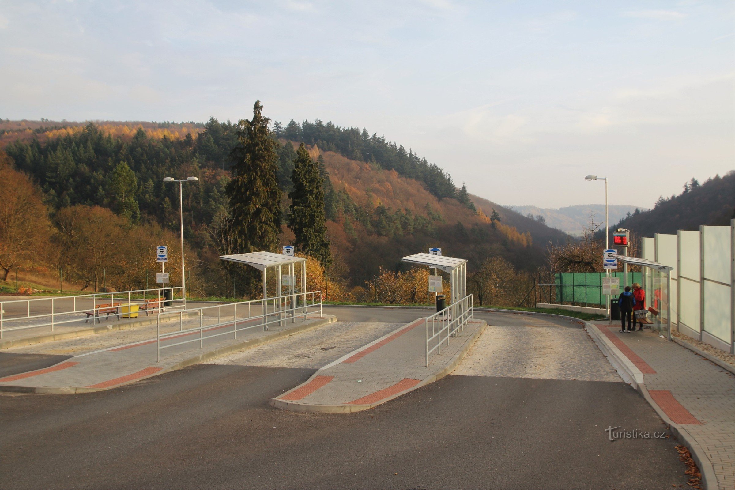 Lomnice - autobusové nádraží