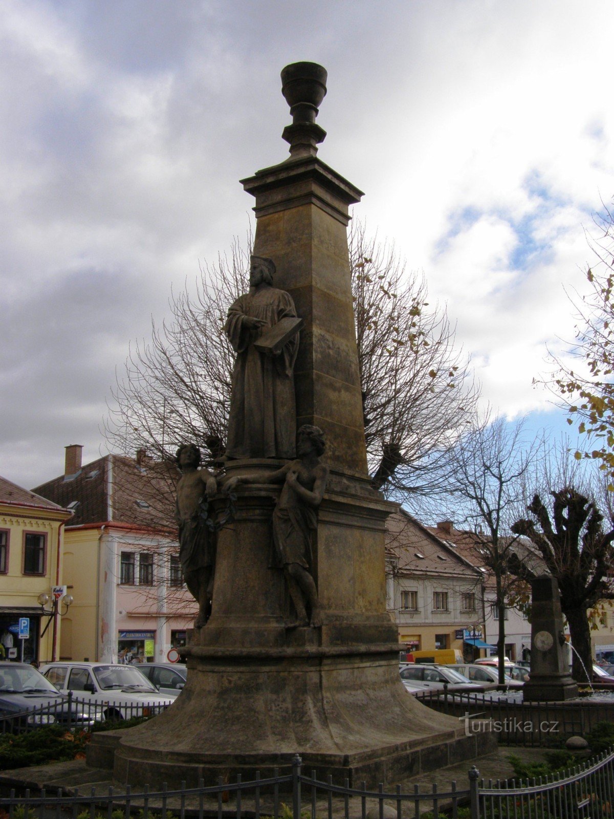 Lomnice nad Popelkou - monument over Mester Jan Hus