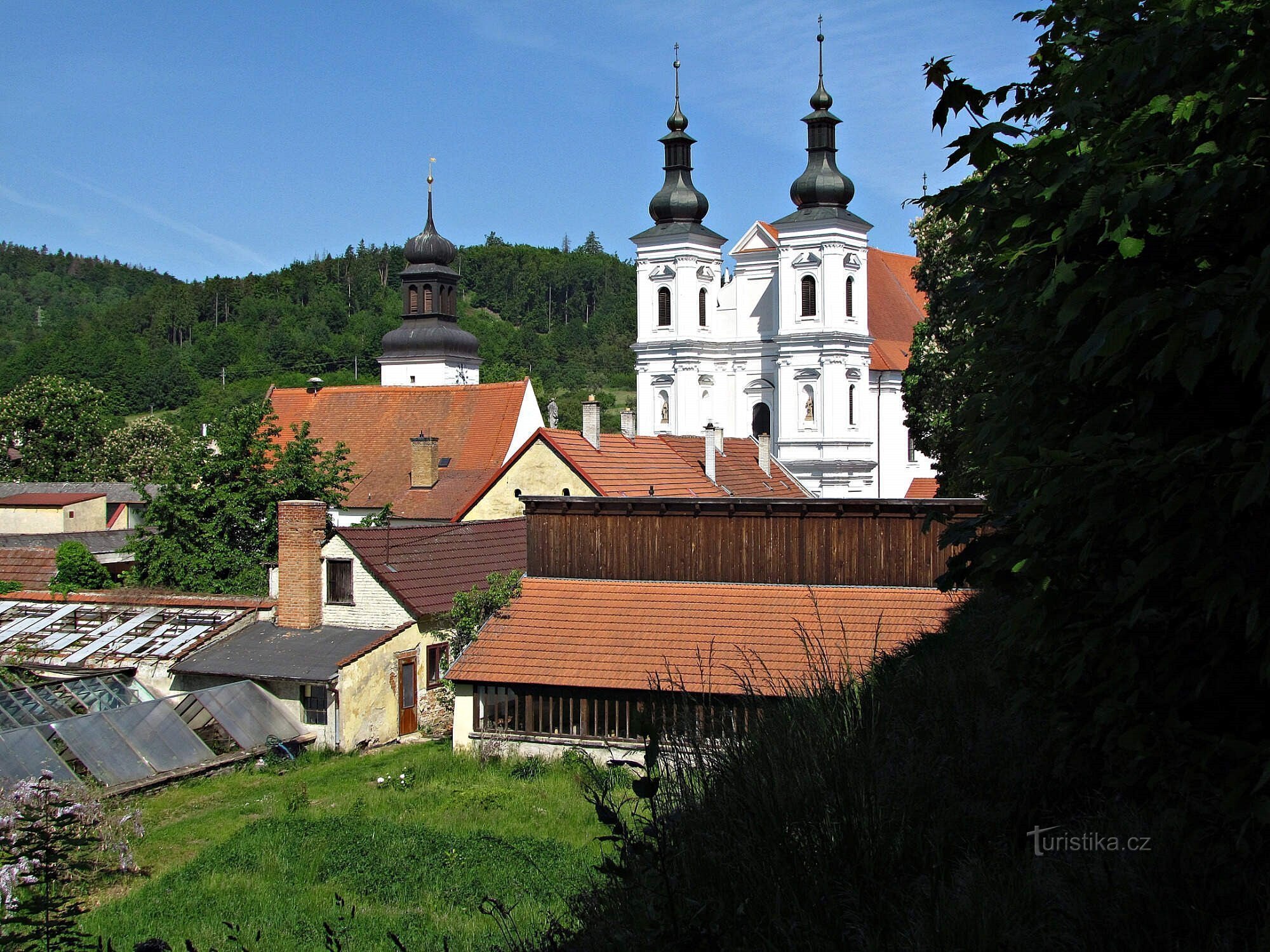 Lomnice - views from the castle park