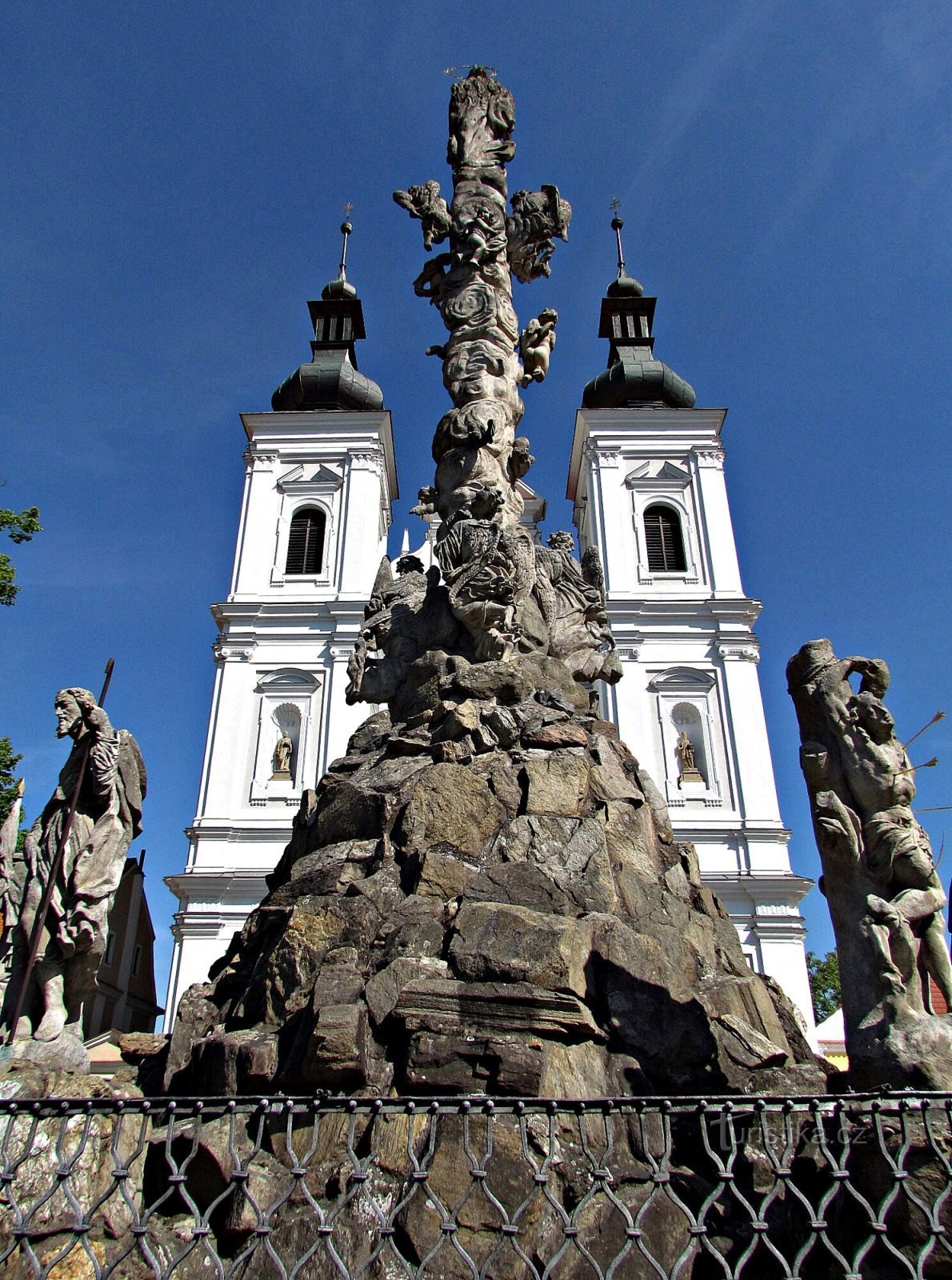 Lomnica plague column