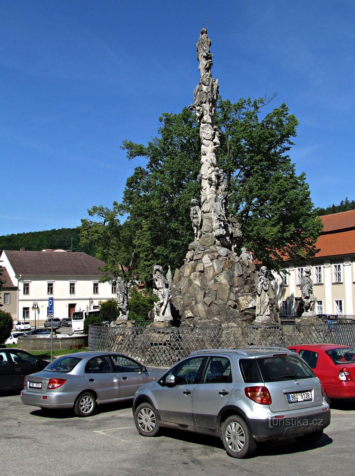 Lomnica plague column