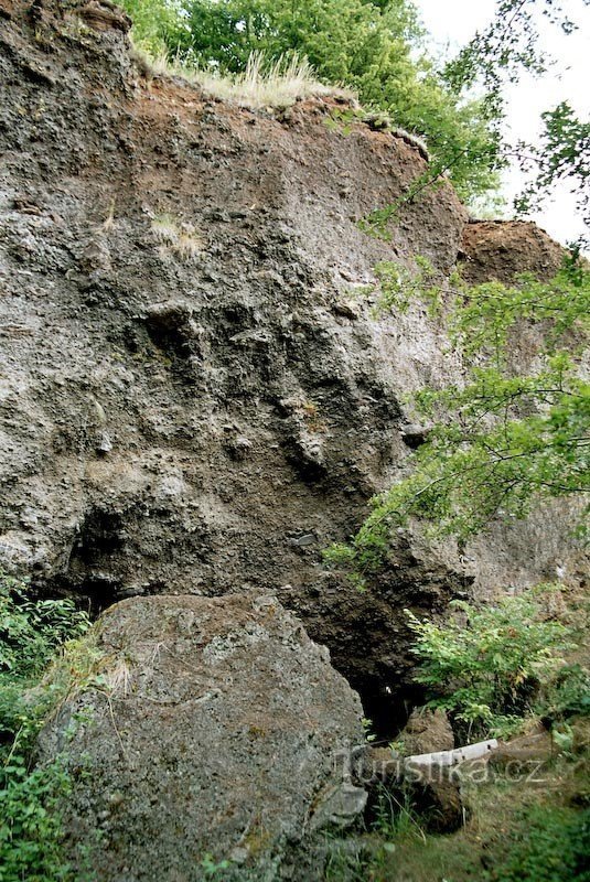 Steinbruch Wand