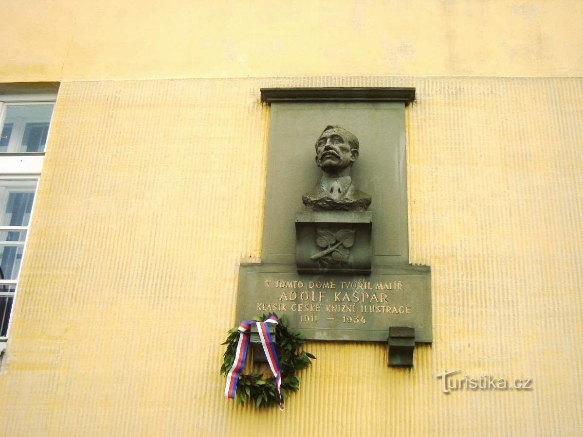 Loštice - Múzeum és Adolf Kašpar festő emlékműve - Fotó: Ulrych Mir.