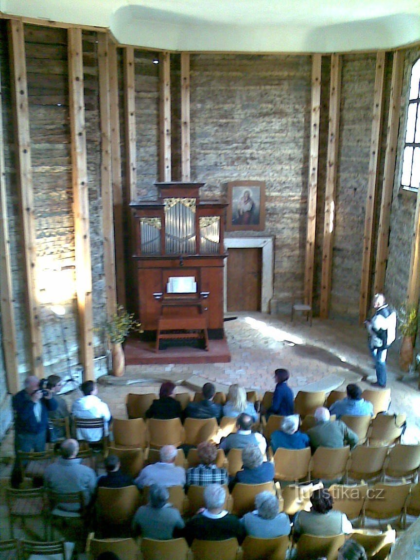 Loučná Hora - wooden church of St. George