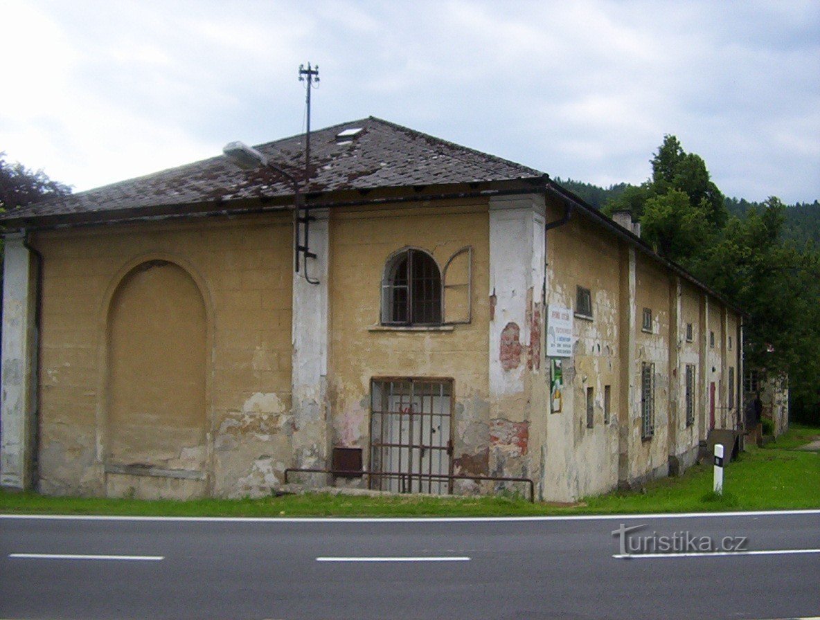 Loučná nad Desnou-fostă salla terea-Foto: Ulrych Mir.