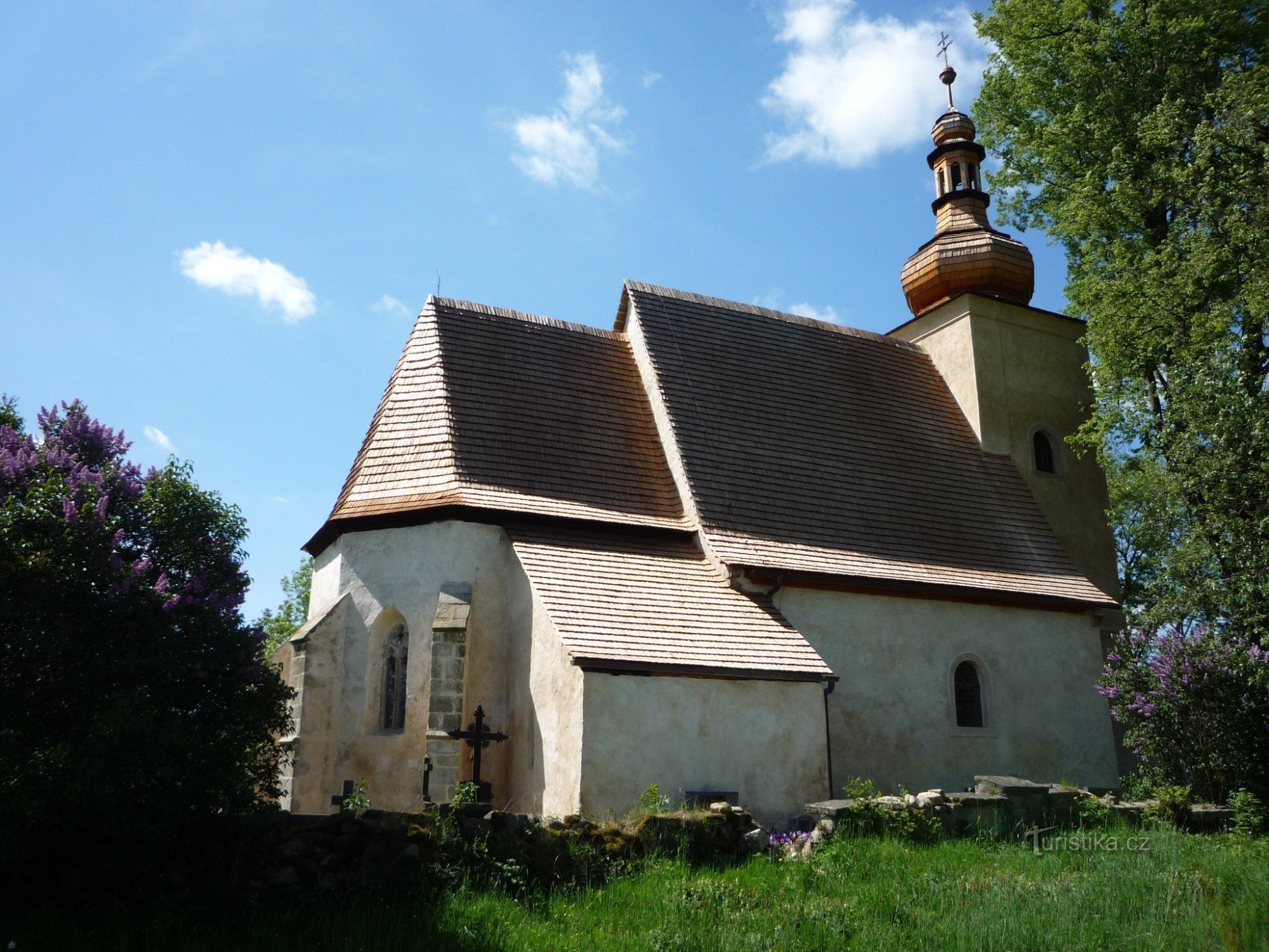 Loukov - gotycki kościół św. Rynki (HB)