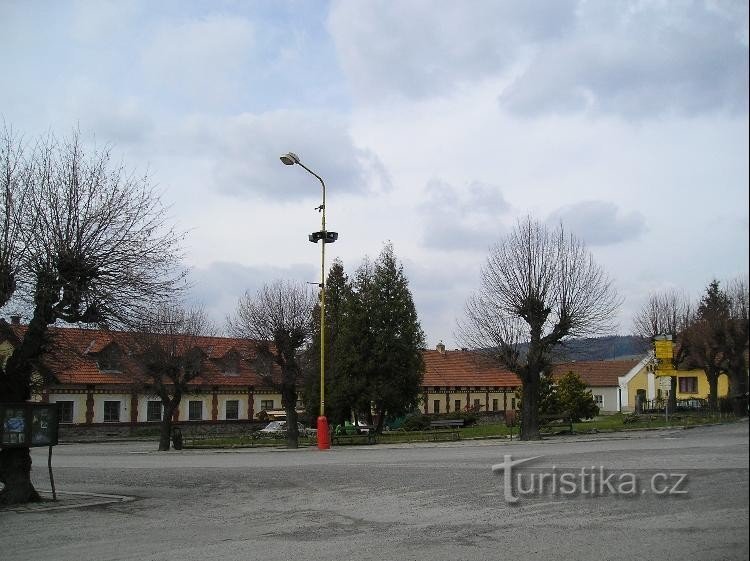 Louňovice pod Blaníkem - sættevogn