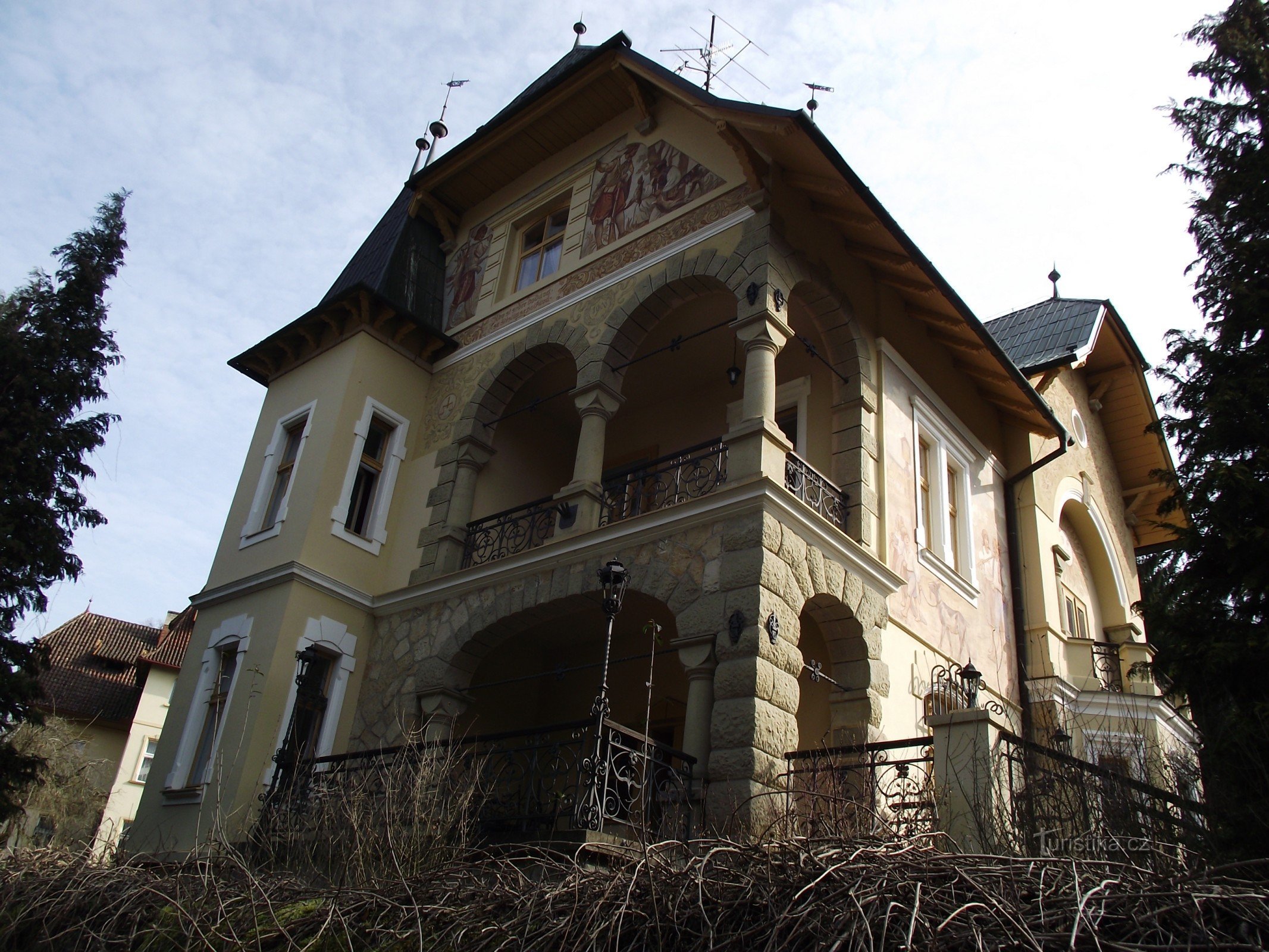 Luhačovice – Willa Rządowa (Vila Samohrd)