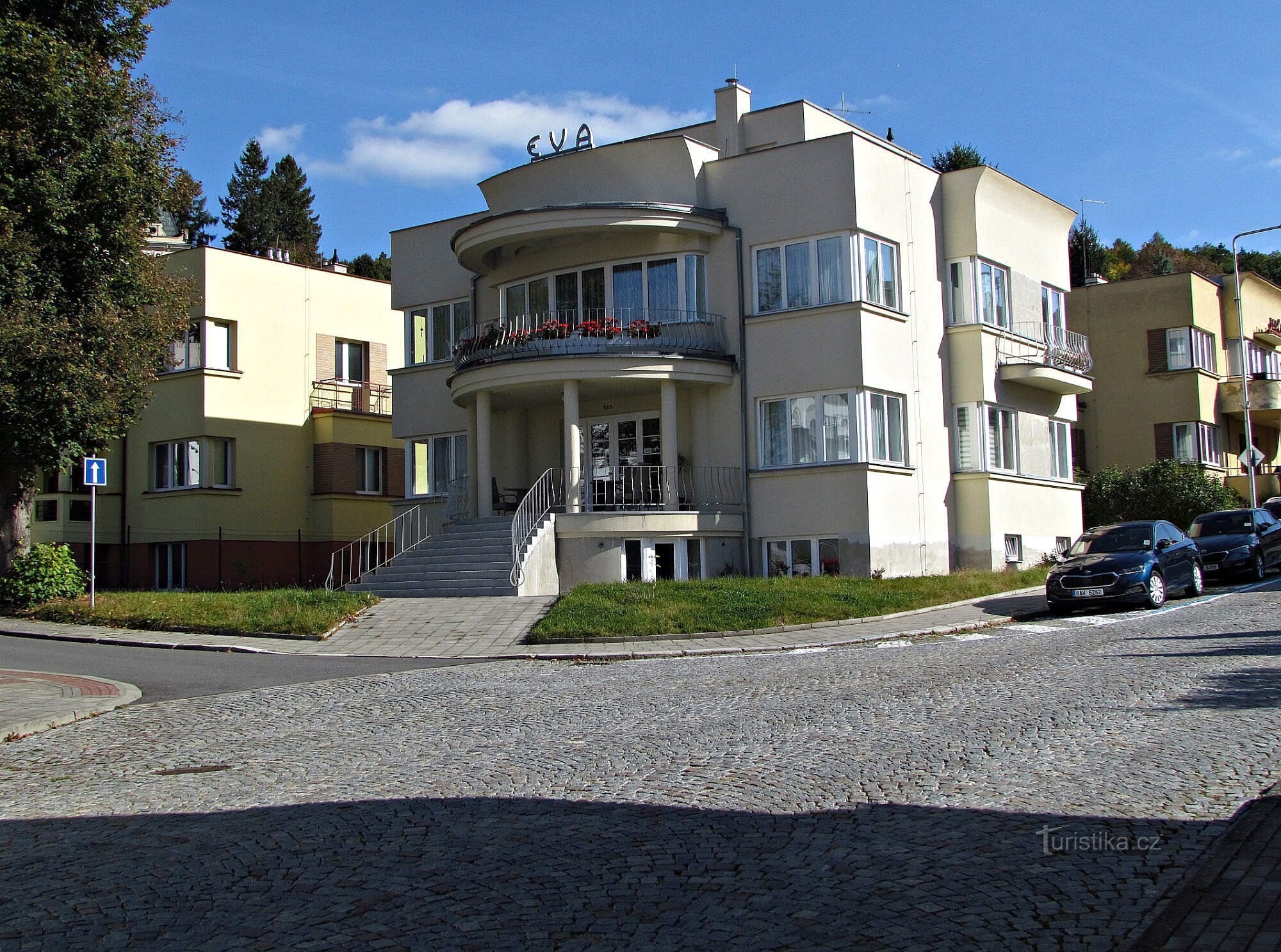 Luhačovické Solné - egy utca tele panziókkal és villákkal