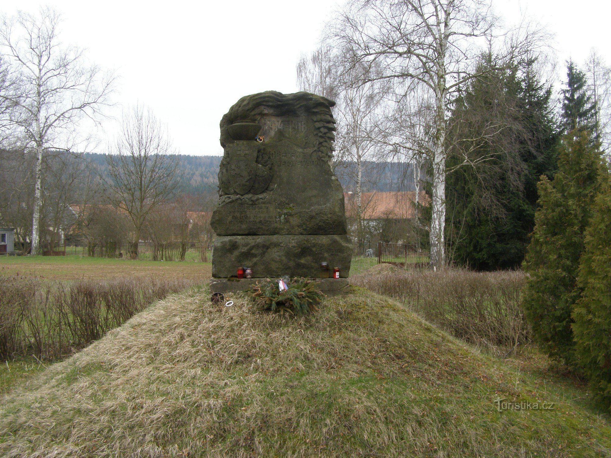 Lukavec u Hořice - đài tưởng niệm các nạn nhân của Đệ nhất St. chiến tranh