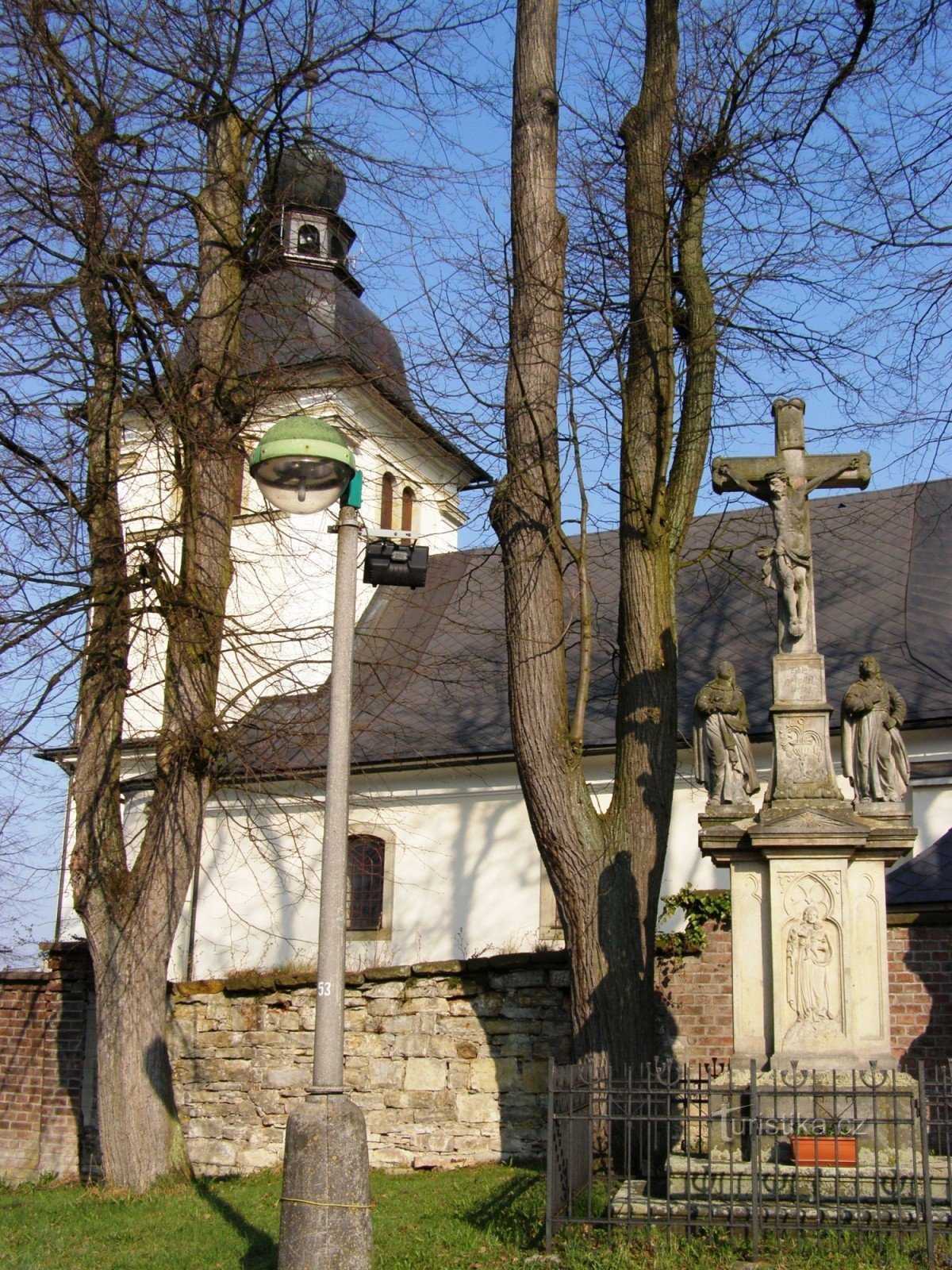 Lukavice - Kirche St. Philipp und Jakob