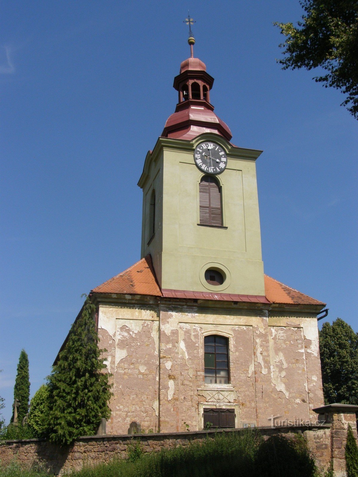 Lužany - Igreja de St. Maria Madalena
