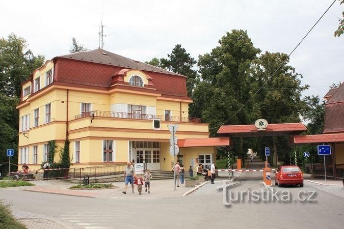 Luže - Hamz kezelőközpont bejárati épülete