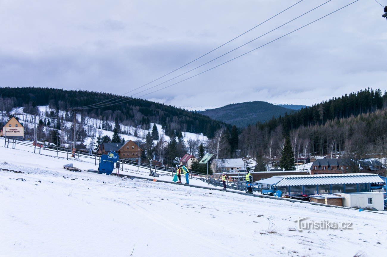 Škola skijanja