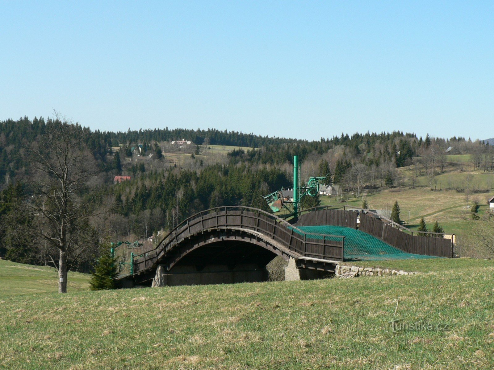 Skigebiet Severák im Frühjahr