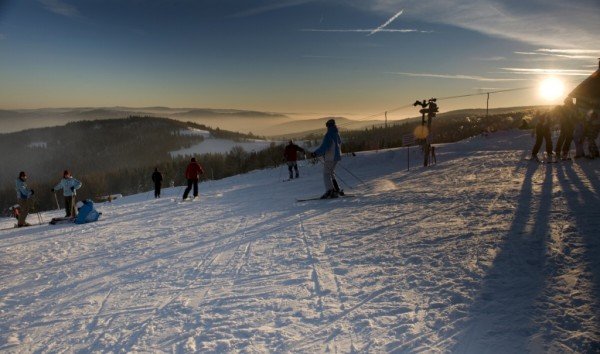xe nâng trượt tuyết Horní Halže