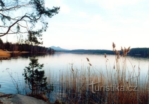 Lago Macha