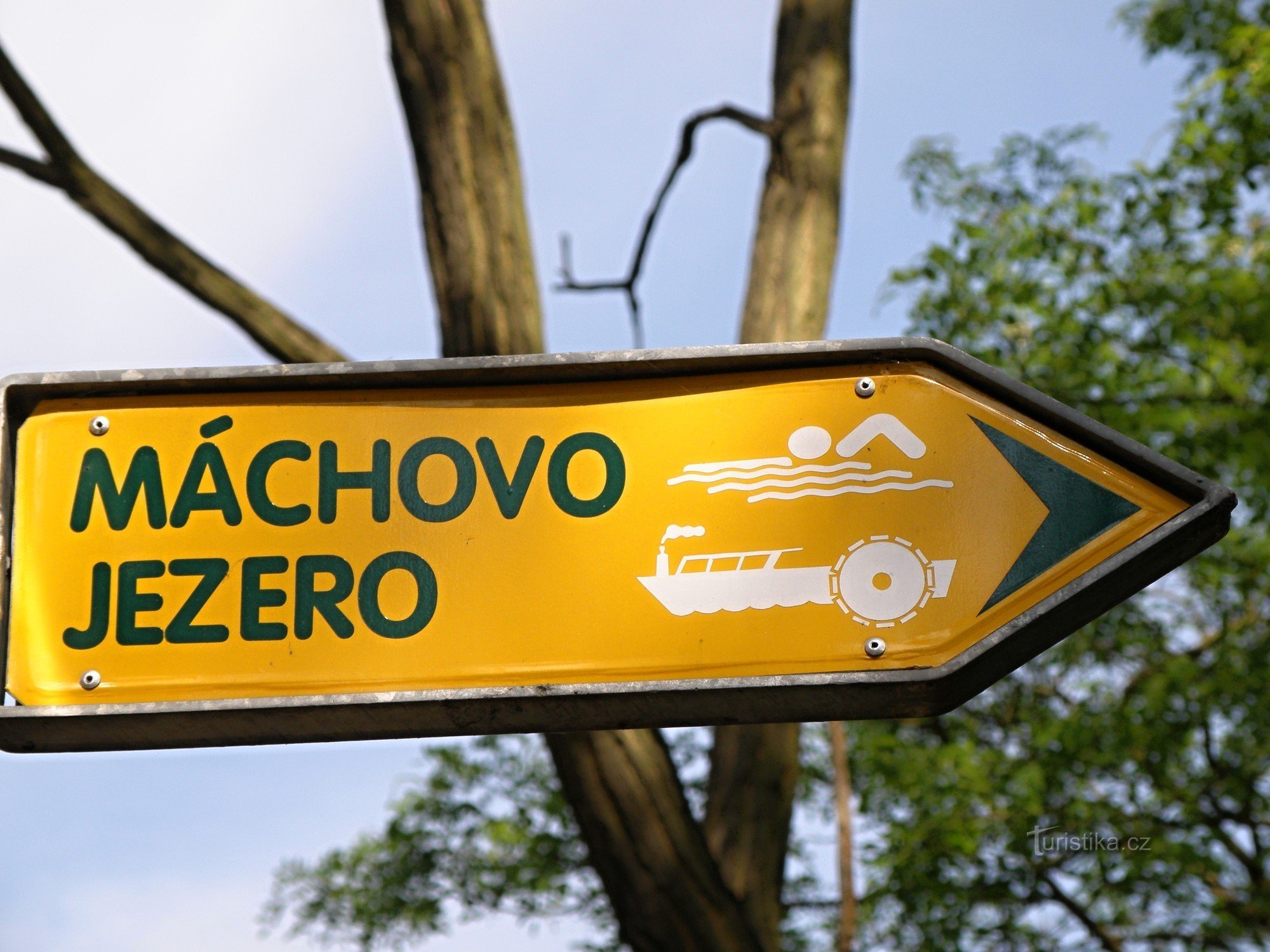 Máchovo jezero in njegove plaže