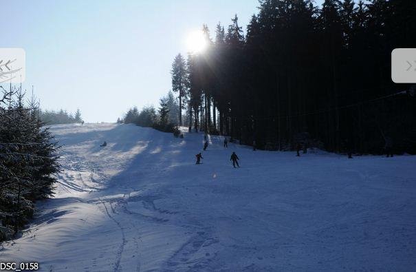 Маленькі дівчатка