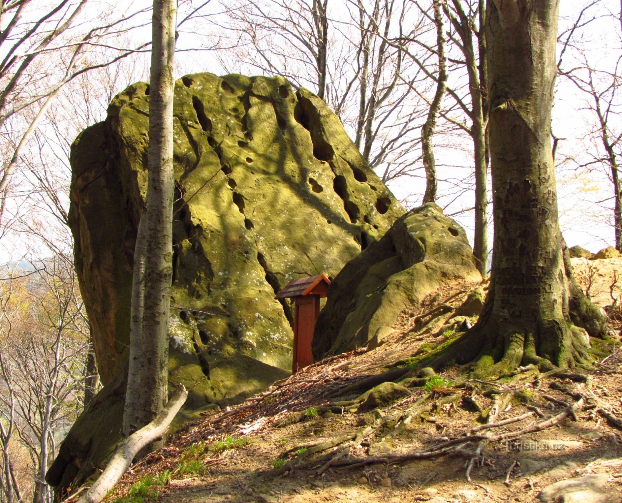 der magische Teufelsstein in Rýsov