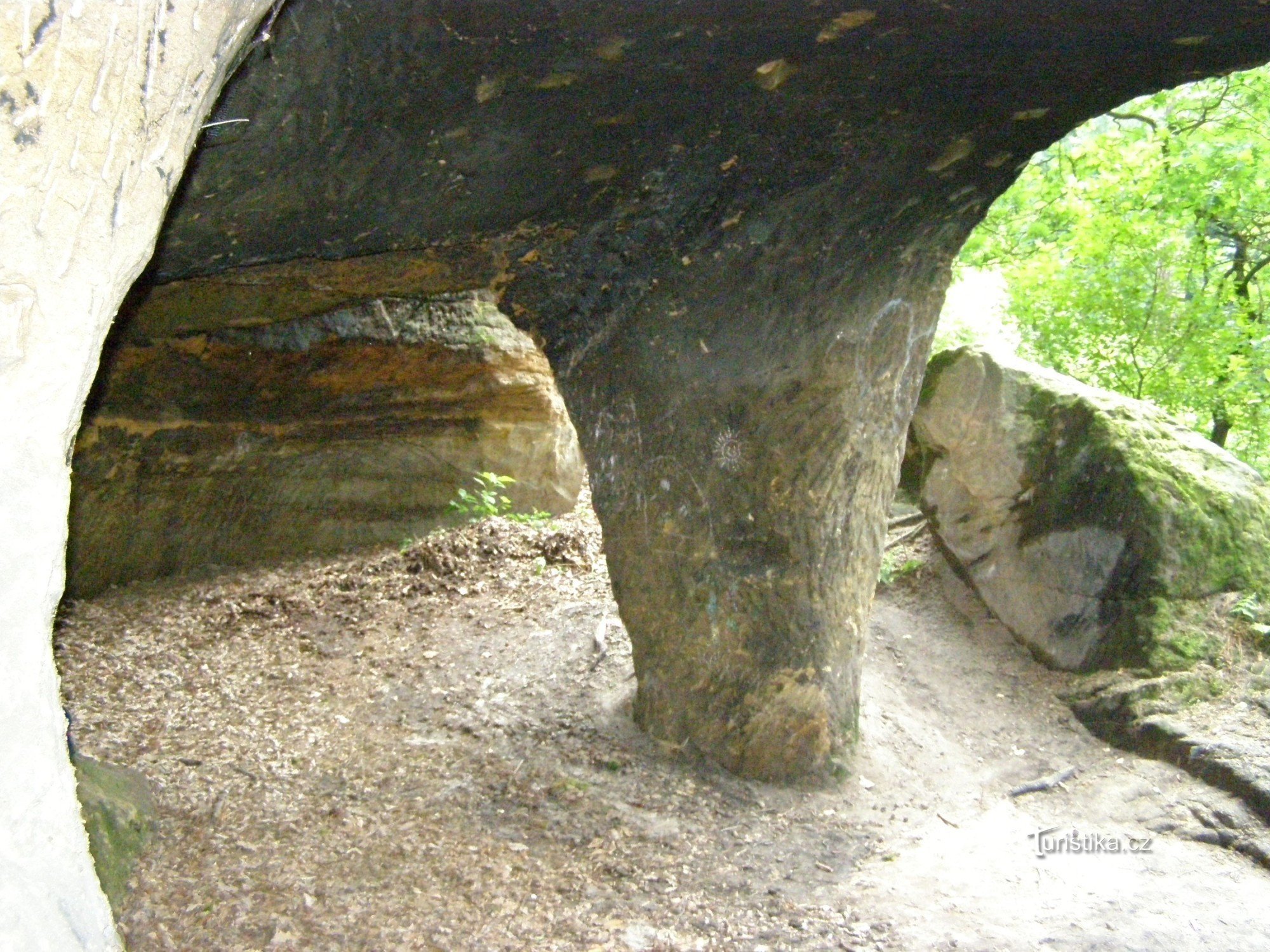 Una pequeña cueva gitana