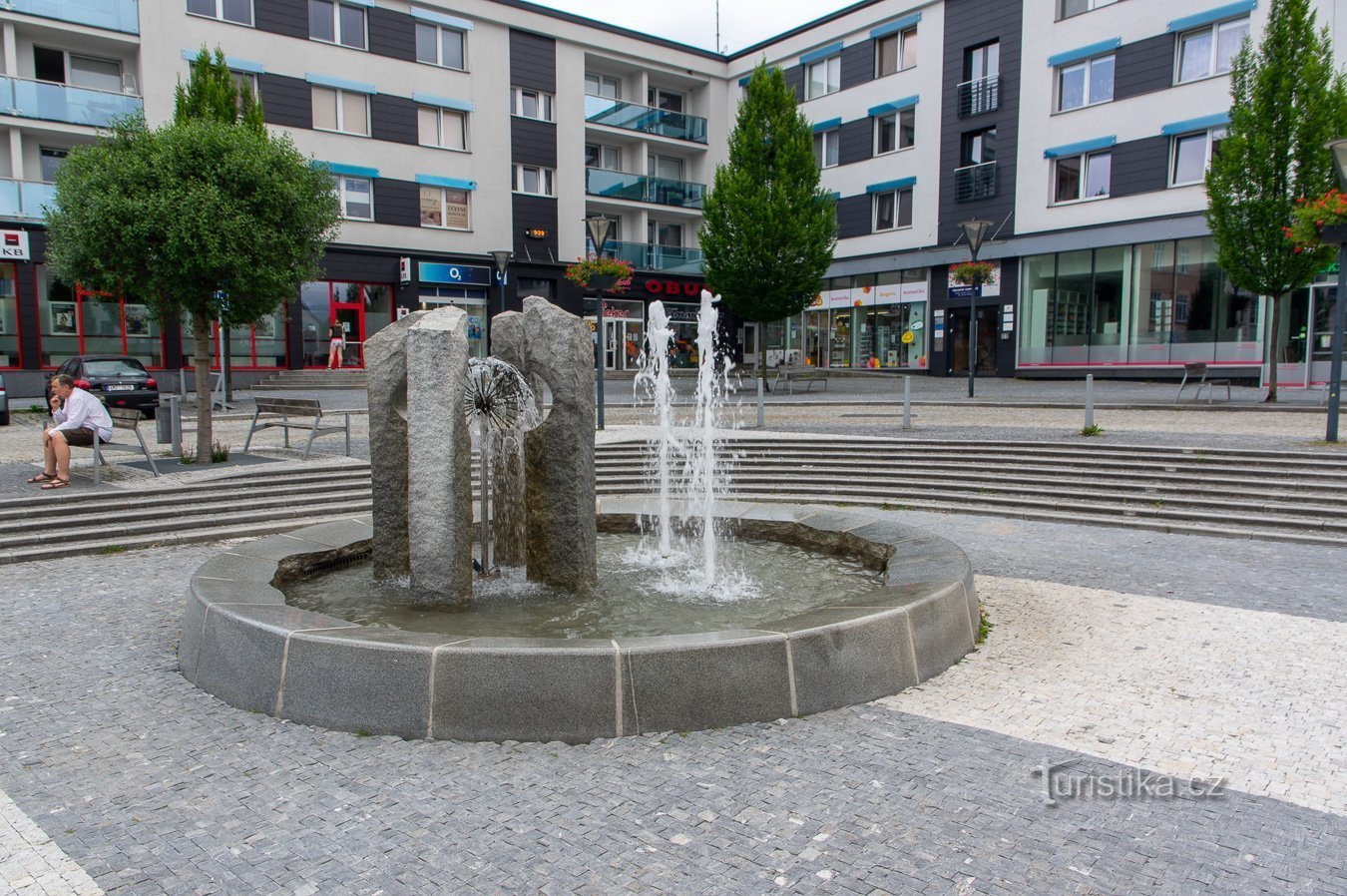 Kleiner Brunnen auf dem Masaryk-Platz