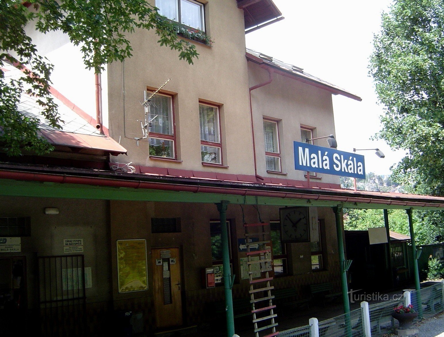 Malá Skála - förlåt. station