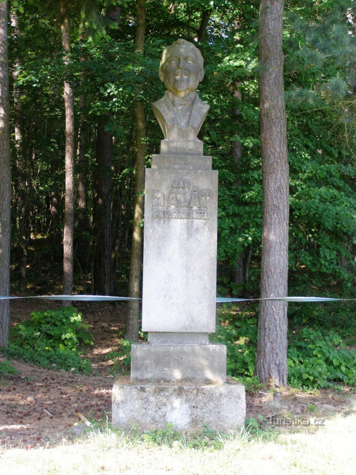 Het monument van Malát